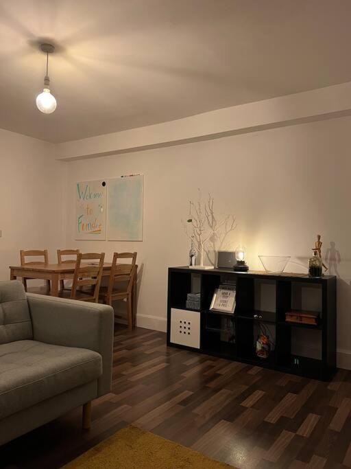 Modern Apartment In Dundee City Centre Bagian luar foto